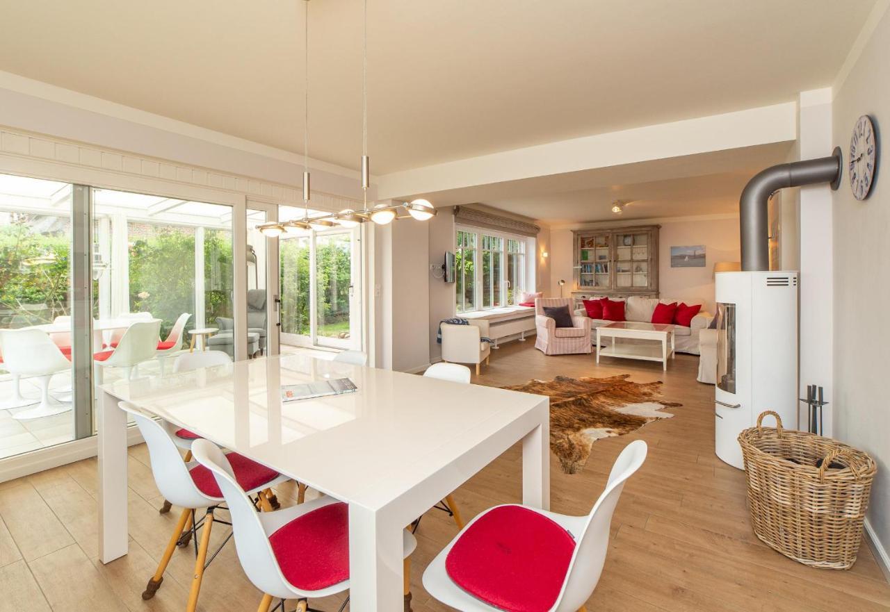 Haus Watthus - Wohnung Paradies Nebel  Kültér fotó
