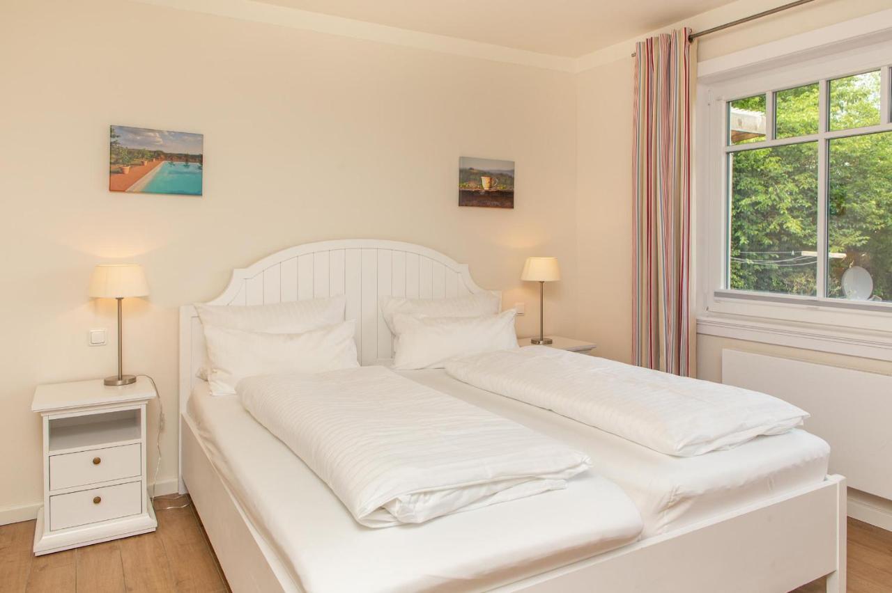 Haus Watthus - Wohnung Paradies Nebel  Kültér fotó