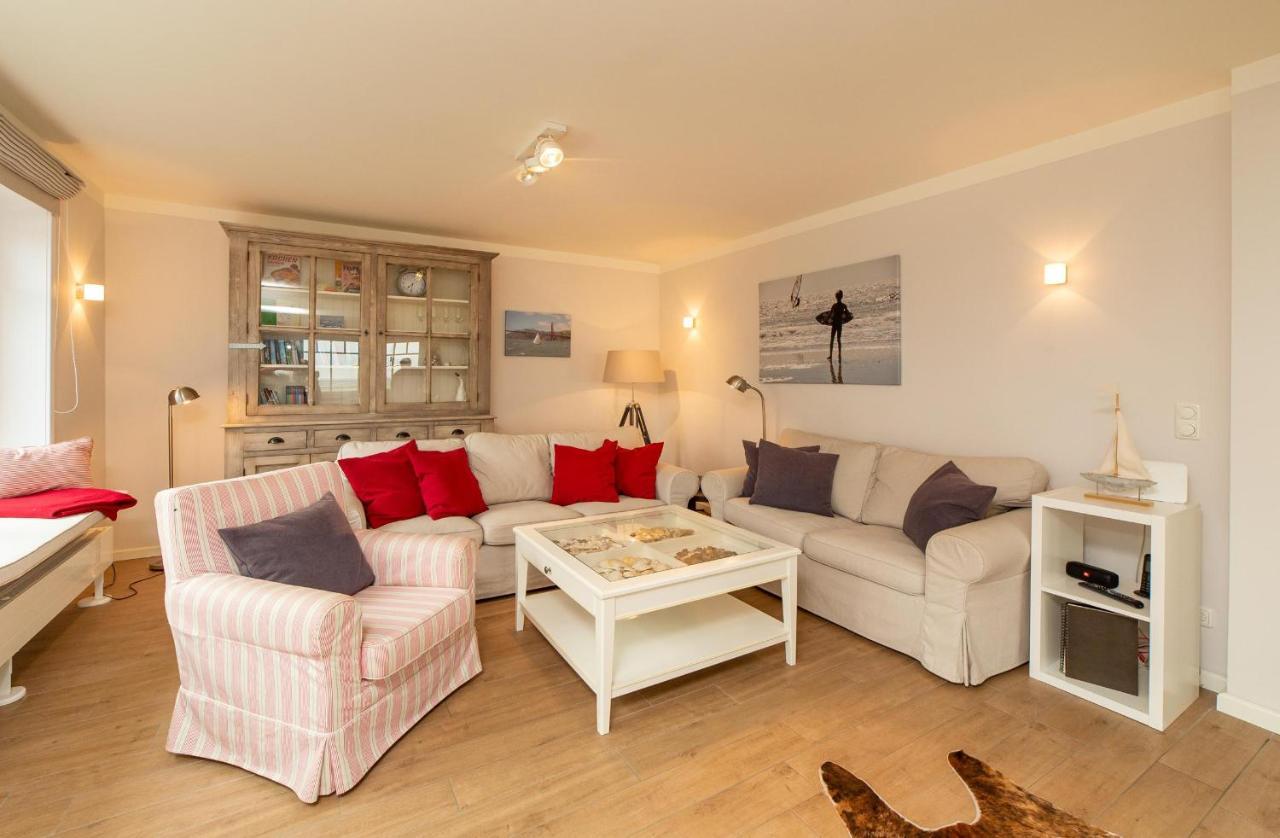 Haus Watthus - Wohnung Paradies Nebel  Kültér fotó