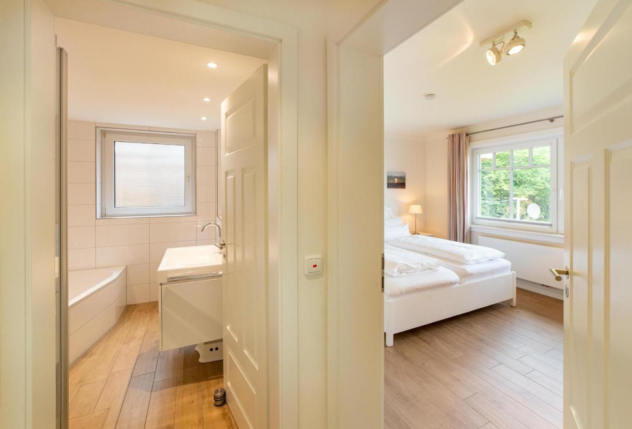 Haus Watthus - Wohnung Paradies Nebel  Kültér fotó
