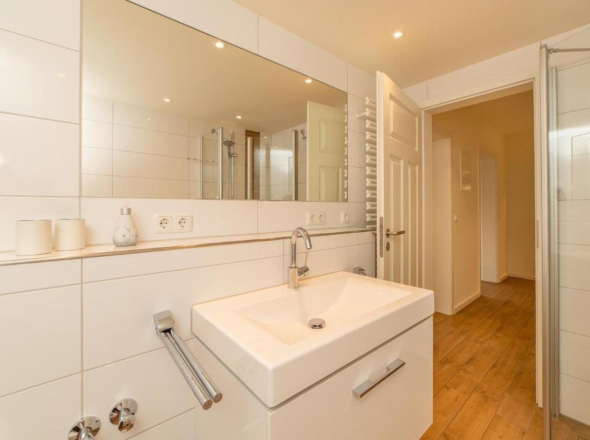 Haus Watthus - Wohnung Paradies Nebel  Kültér fotó