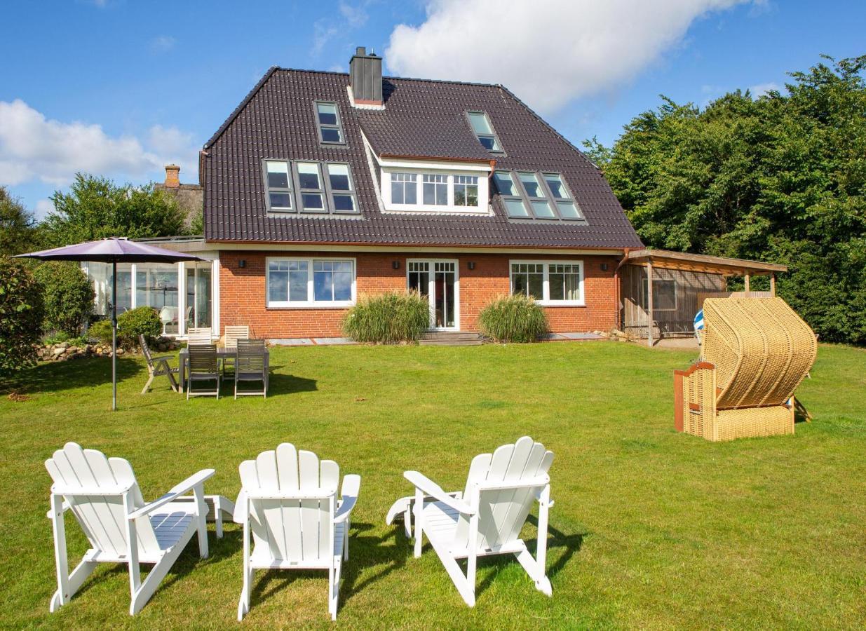 Haus Watthus - Wohnung Paradies Nebel  Kültér fotó
